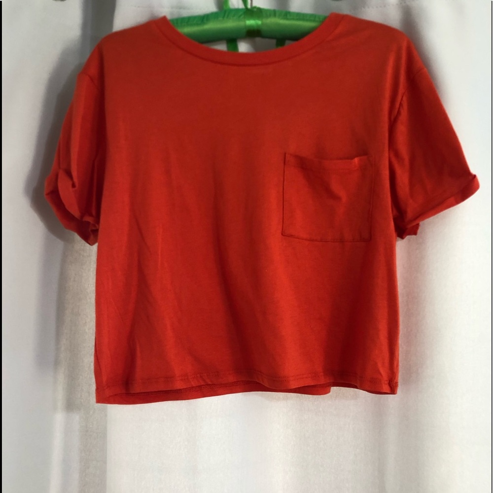 Garage pocket t-shirt